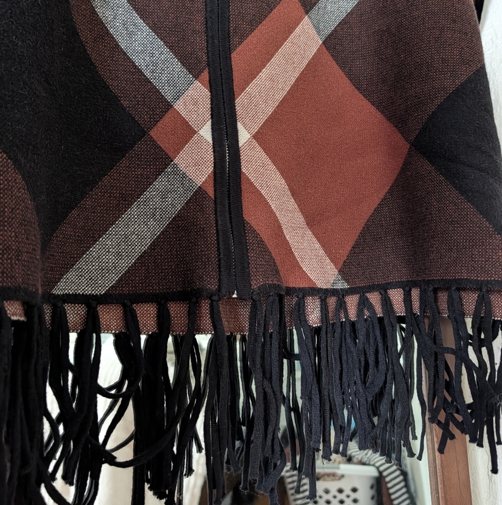 Rachel Zoe Plaid Fringe Women's Poncho Jacket S/M - Picture 3 of 7